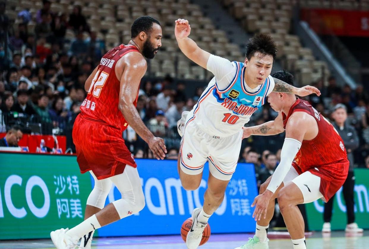 ledong app-关于里程碑夜拉齐奥队长鼓劲，CBA常规赛关键时刻刷纪录，底气十足，赛程密集仍需轮换的信息-ledong app