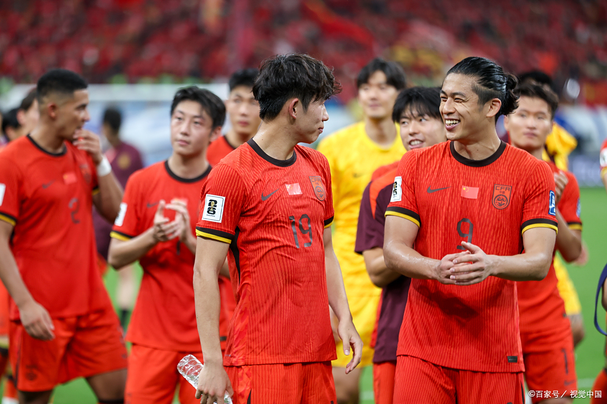 乐动体育app-包含赛后中超传出新动向，迈阿密热火刷新队史纪录，管理层表态：震撼外界，年轻球员得到机会的词条-乐动体育app