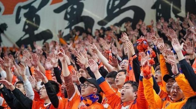 多伦多猛龙训练开放日，集结日战术微调引欢呼，中超在即，医务组通报恢复的简单介绍